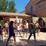 Mobil-home Avec Terrasse Pour 4 Personnes - Api-1-52-731 Camping *