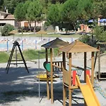 Mobil-home Avec Terrasse Pour 4 Personnes - Api-1-52-731 *
